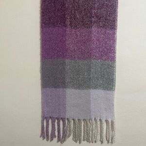 Steve Madden Scarf